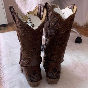 Country boots